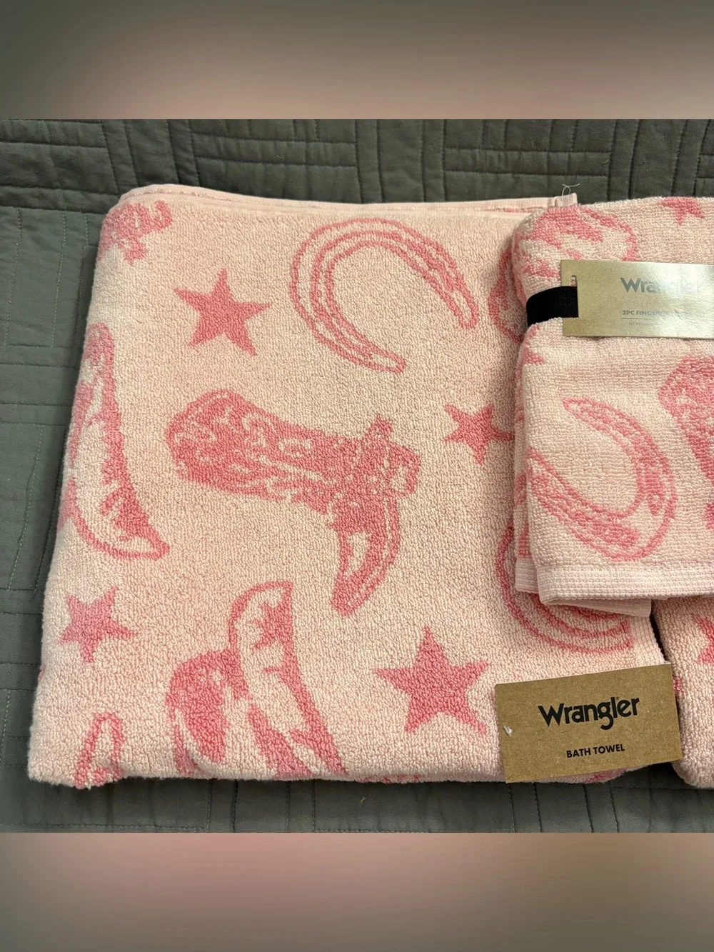 Wrangler Horseshoe Bath Towel Set of 2 & Hand Towels Pink Cowboy Western NWT
